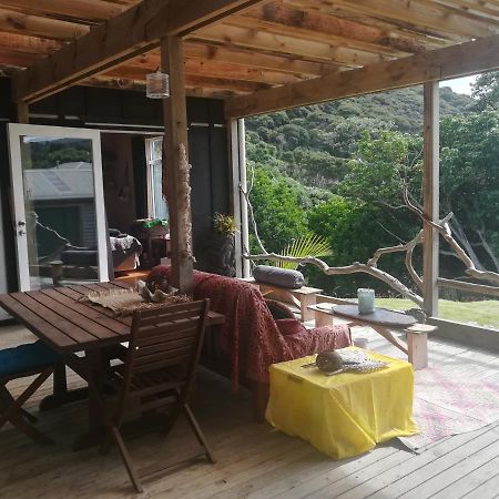 Mulberry Grove Retreat Bed & Breakfast Tryphena Екстериор снимка