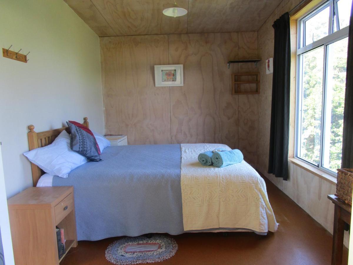 Mulberry Grove Retreat Bed & Breakfast Tryphena Екстериор снимка